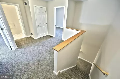 Entry Way - 418 Springbrook Ct, Hanover, PA 17331 photo 7 of 8