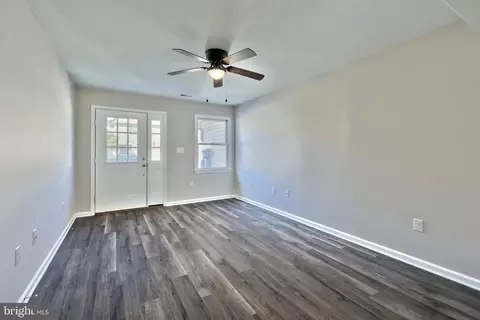 Living - 418 Springbrook Ct, Hanover, PA 17331 photo 1 of 1
