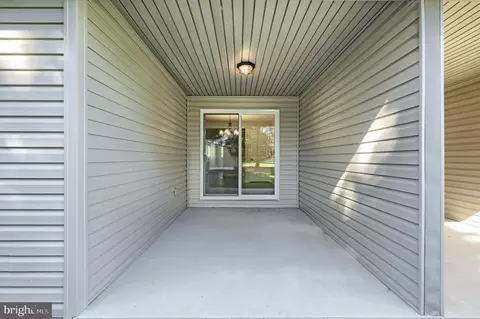 Exterior - 418 Springbrook Ct, Hanover, PA 17331 photo 5 of 6