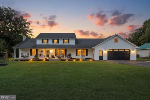368 Leedy Rd, Spring Grove, PA 17362