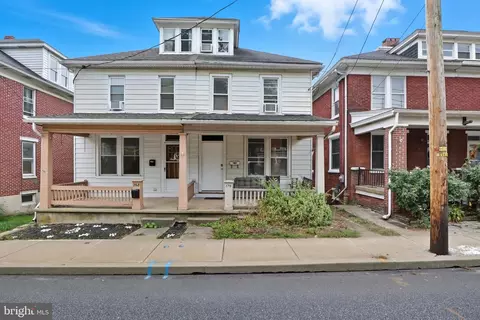 270 N Main St, Red Lion, PA 17356