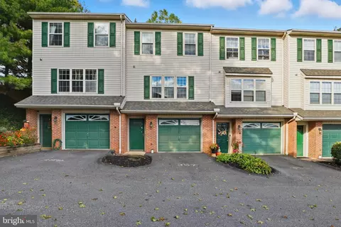 357 Country Clb #26, Red Lion, PA 17356