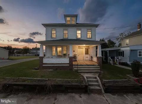 20 20 12 Monroe St, Hanover, PA 17331