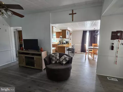 88 Maple Rd, Dover, PA 17315 photo 5
