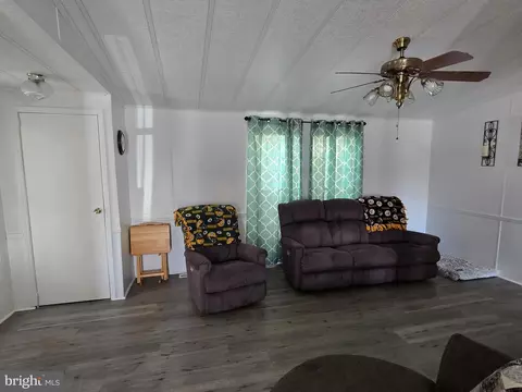 88 Maple Rd, Dover, PA 17315 photo 4