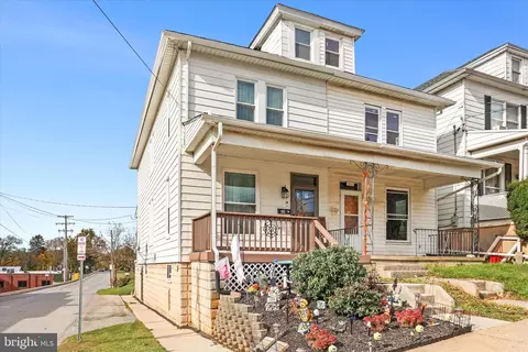 300 N Franklin St, Red Lion, PA 17356