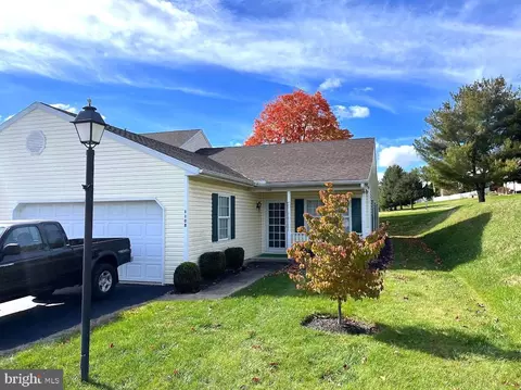 1108 Village Way, York, PA 17404