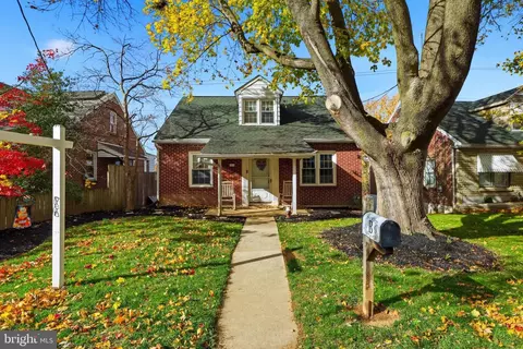 583 Hillcrest Rd, York, PA 17403