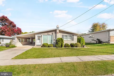 39 Biesecker Rd, York, PA 17408