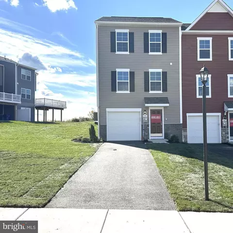 171 Homestead Dr, Hanover, PA 17331
