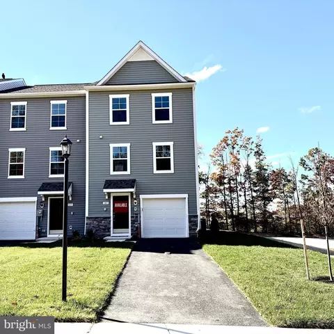 101 Homestead Dr, Hanover, PA 17331