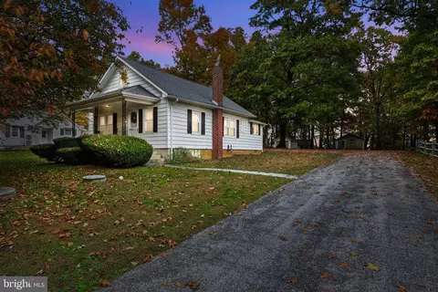 5566 Blue Hill Rd, Glenville, PA 17329