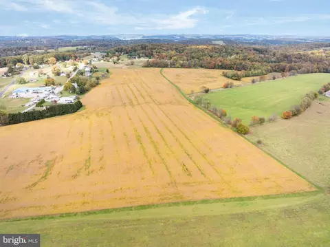 2606 Blymire Rd, Red Lion, PA 17356
