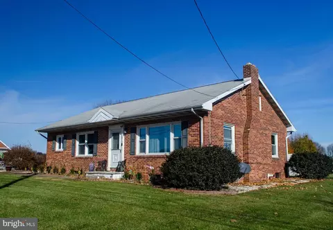 1815 Windsor Rd, Red Lion, PA 17356