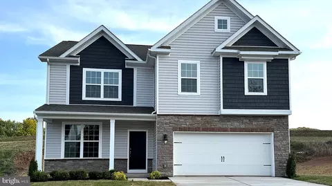 2015 Paperback Way, York, PA 17408