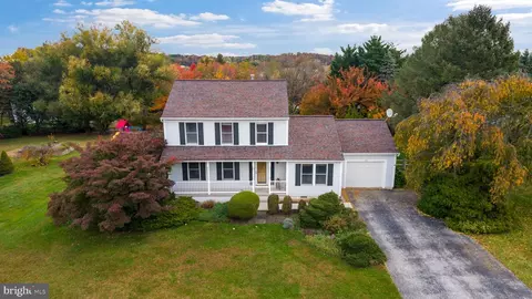 23 Clear Run Dr, Shrewsbury, PA 17361