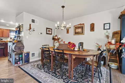 Dining - 495 Thomas Armor Dr, Windsor, PA 17366 photo 1 of 1