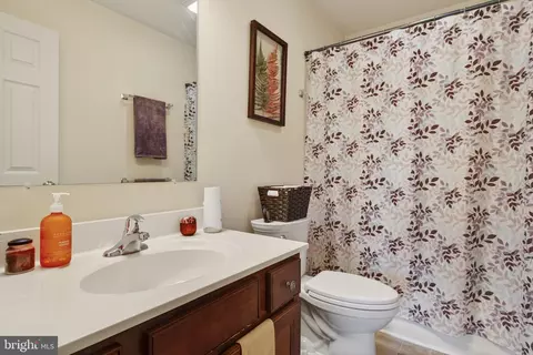 Bath - 495 Thomas Armor Dr, Windsor, PA 17366 photo 3 of 3