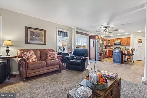 Living - 495 Thomas Armor Dr, Windsor, PA 17366 photo 4 of 4