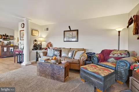 Living - 495 Thomas Armor Dr, Windsor, PA 17366 photo 3 of 4