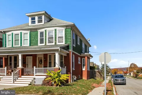 301 4th St, Hanover, PA 17331