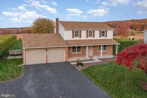 2405 Myers Rd, Spring Grove, PA 17362