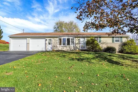 241 S Park St, Dallastown, PA 17313