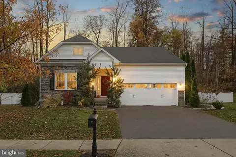 947 Countryside Rd, Seven Valleys, PA 17360