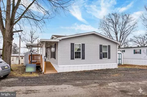 612 Range End Rd #11, Dillsburg, PA 17019