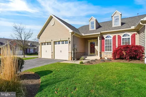 1534 Sycamore Ter, York, PA 17403