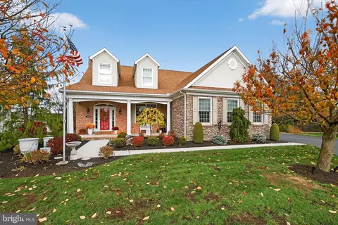 1029 Stonecroft Dr, Hanover, PA 17331
