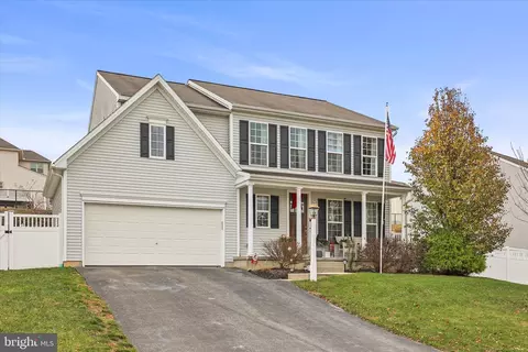 120 Ava Dr, Red Lion, PA 17356