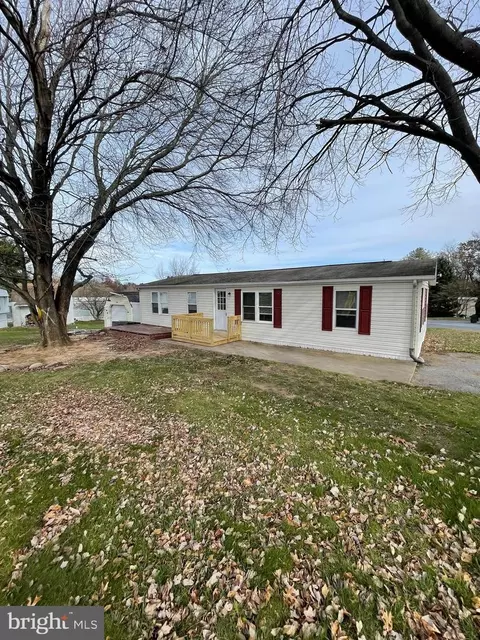 32 Walnut Dr, York Haven, PA 17370