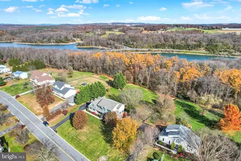 3674 Eagle Ridge Ct, Hanover, PA 17331 photo 10