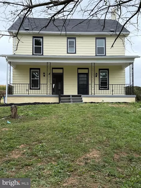 4389 Hess Rd, Stewartstown, PA 17363