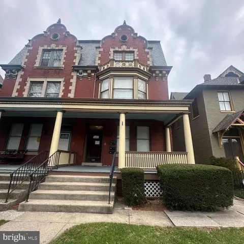 729 S George St, York, PA 17401