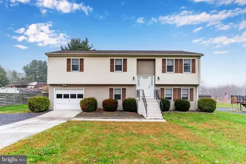 548 S Mountain Rd, Dillsburg, PA 17019