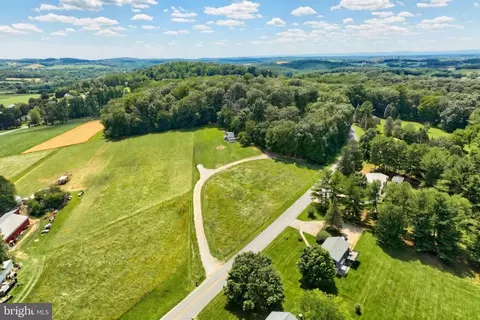 2237 Ridge Rd, Glenville, PA 17329