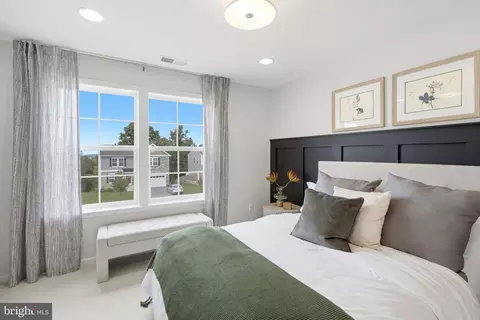 Bedroom - 500 Benjamin Rd, Hanover, PA 17331 photo 10 of 11