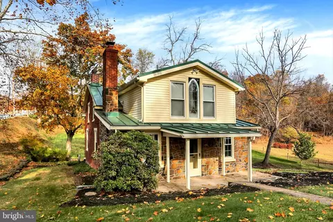 950 Rosstown Rd, Lewisberry, PA 17339