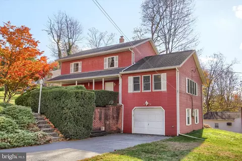115 Juniper Dr, Camp Hill, PA 17011