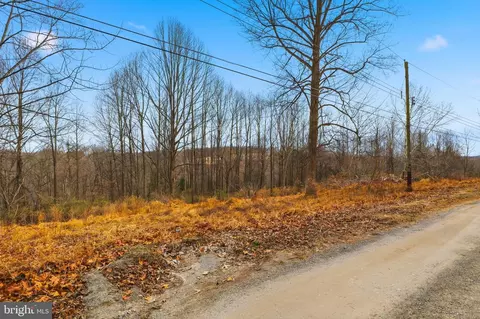 219 A Highfield Rd, Airville, PA 17302
