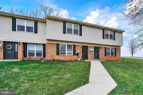 1619 Long Dr #110, York, PA 17406