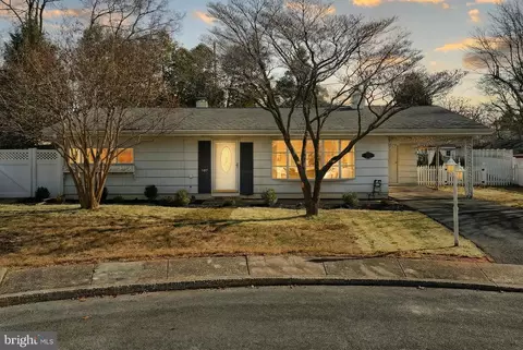 1107 Fireside Ct, York, PA 17404