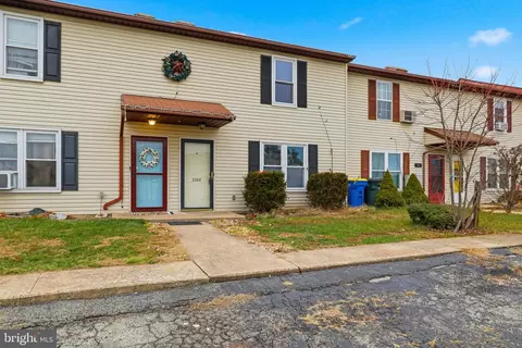 3104 Galaxy Rd, Dover, PA 17315