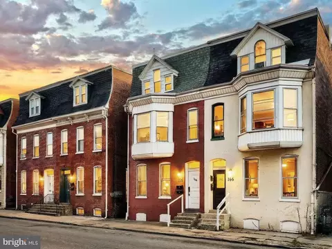 766 W Philadelphia St, York, PA 17403