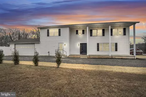 7 Clear Springs Rd, Dillsburg, PA 17019
