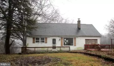 54 Glenna Dr, Delta, PA 17314