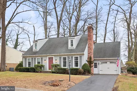 15 Sheridan Dr, Hanover, PA 17331