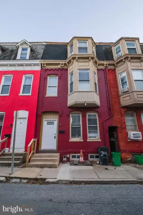 34 W Maple St, York, PA 17401